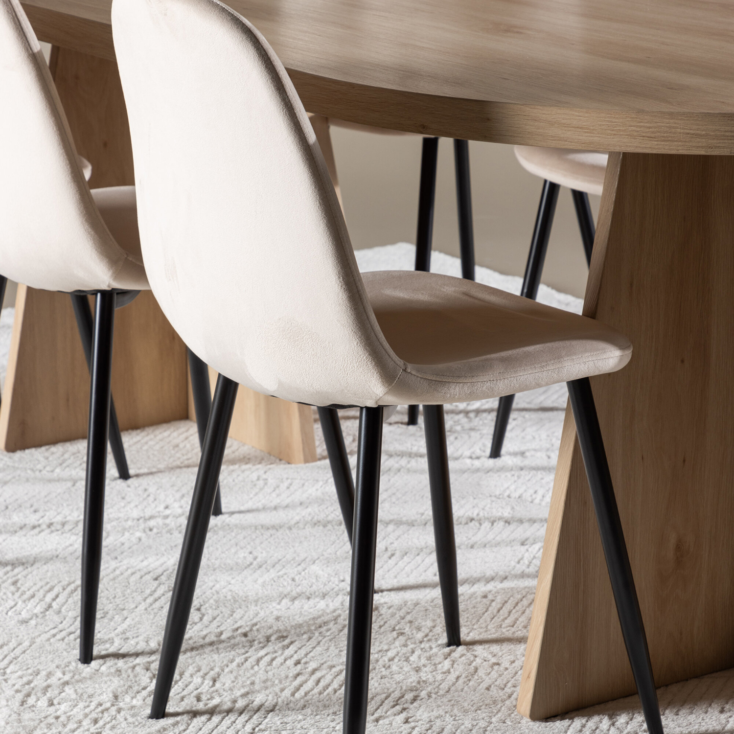 Matgrupp Venture Home Bootcut 230 med 6 st Polar Stolar Sammet