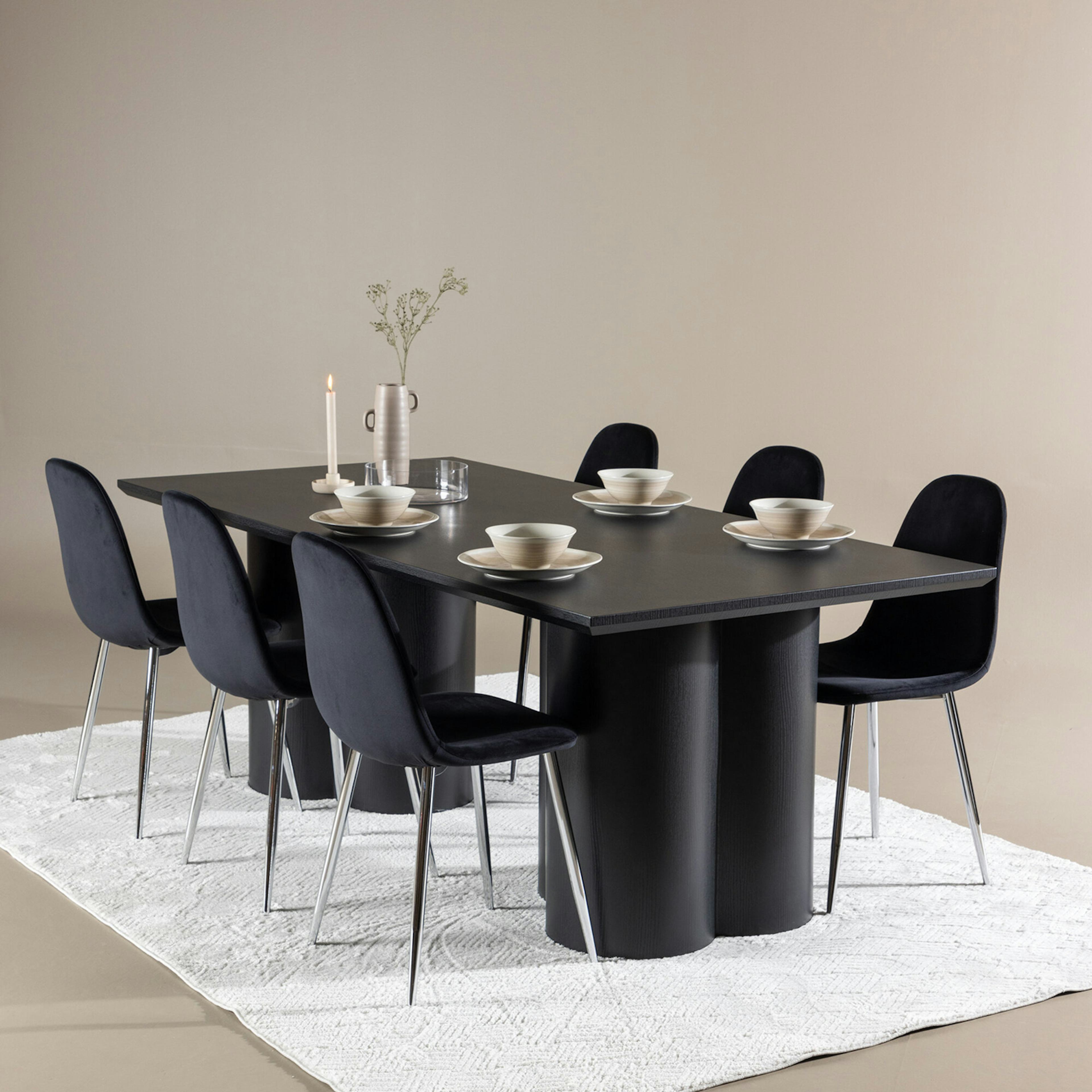 Matgrupp Venture Home Olivia 210 med 6 st Polar Stolar Sammet