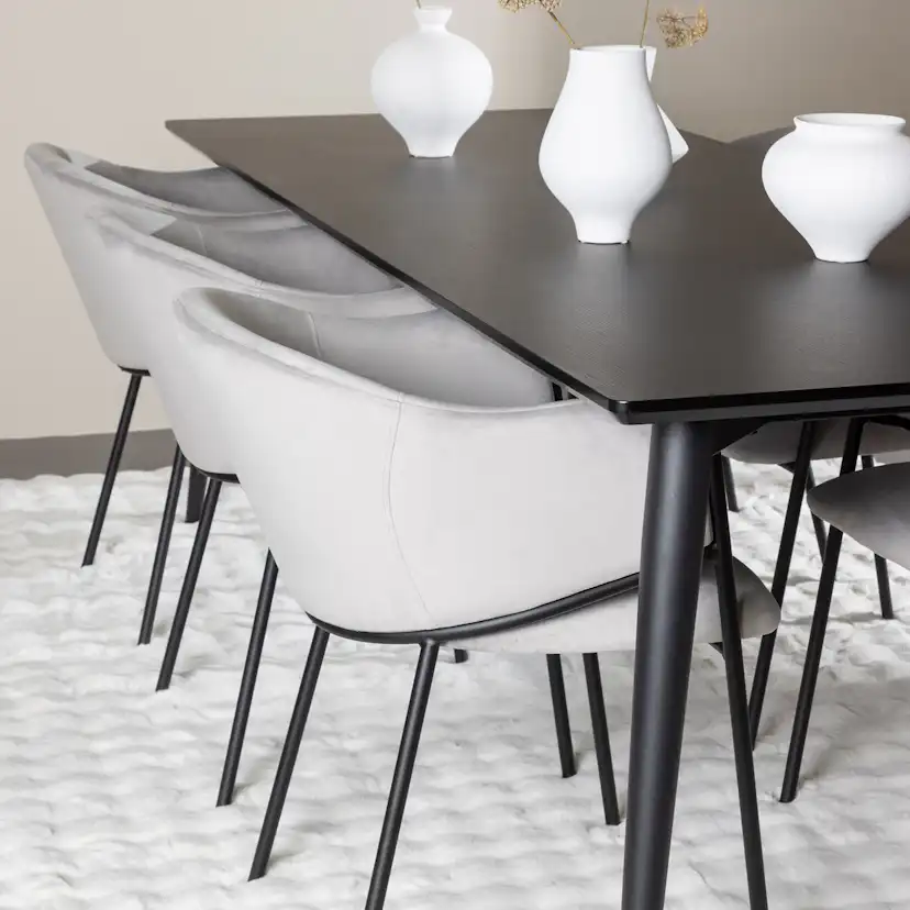 Matgrupp Venture Home Ellis 230 med 6 st Evelina Stolar