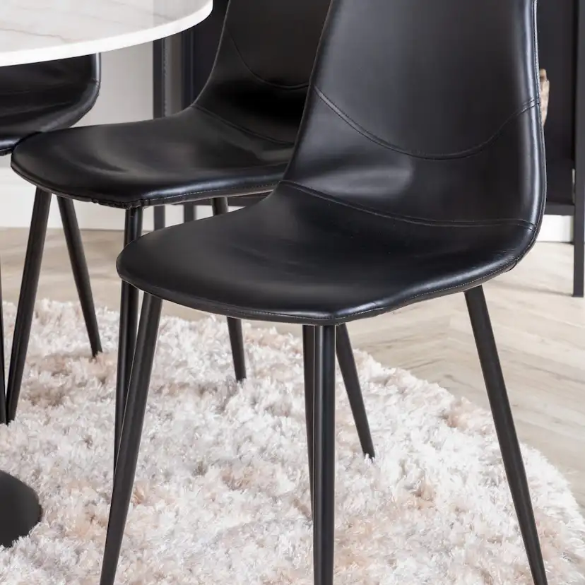 Matgrupp Venture Home Estelle med 6 Pobbie Stolar