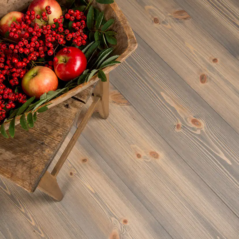 Massivt Parkettgolv DalaFloda HardPine Economy Sober