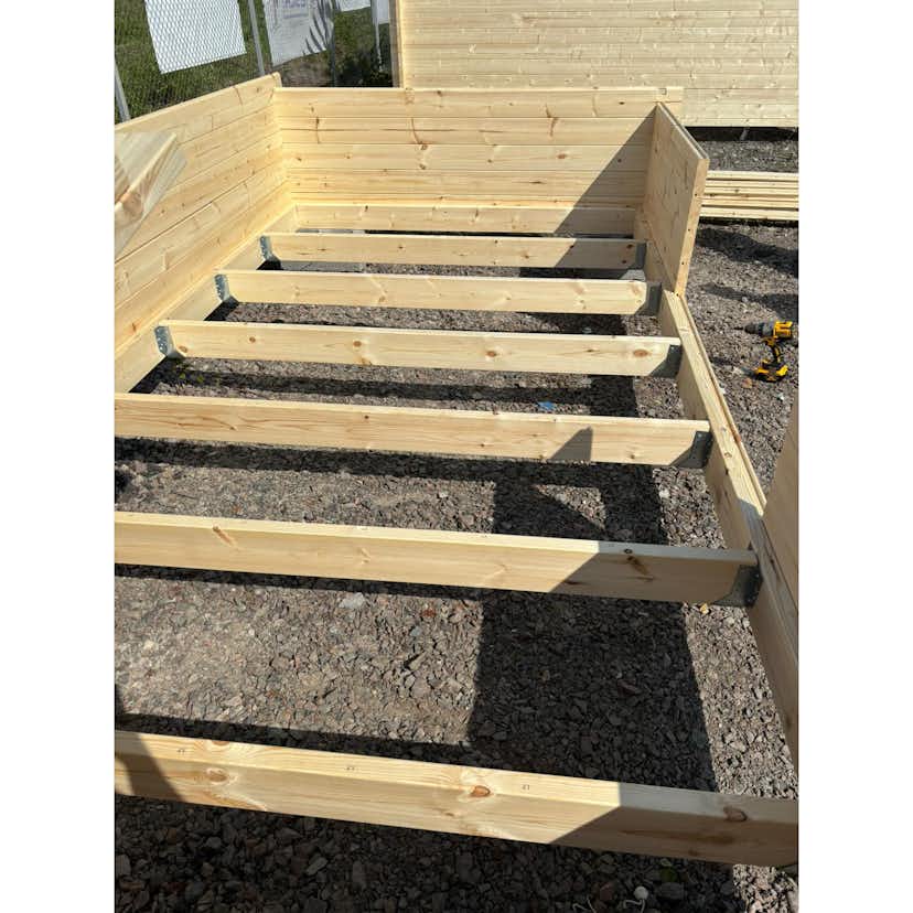 Golvpaket LP Garden För Timmerlada U10 R10 S10