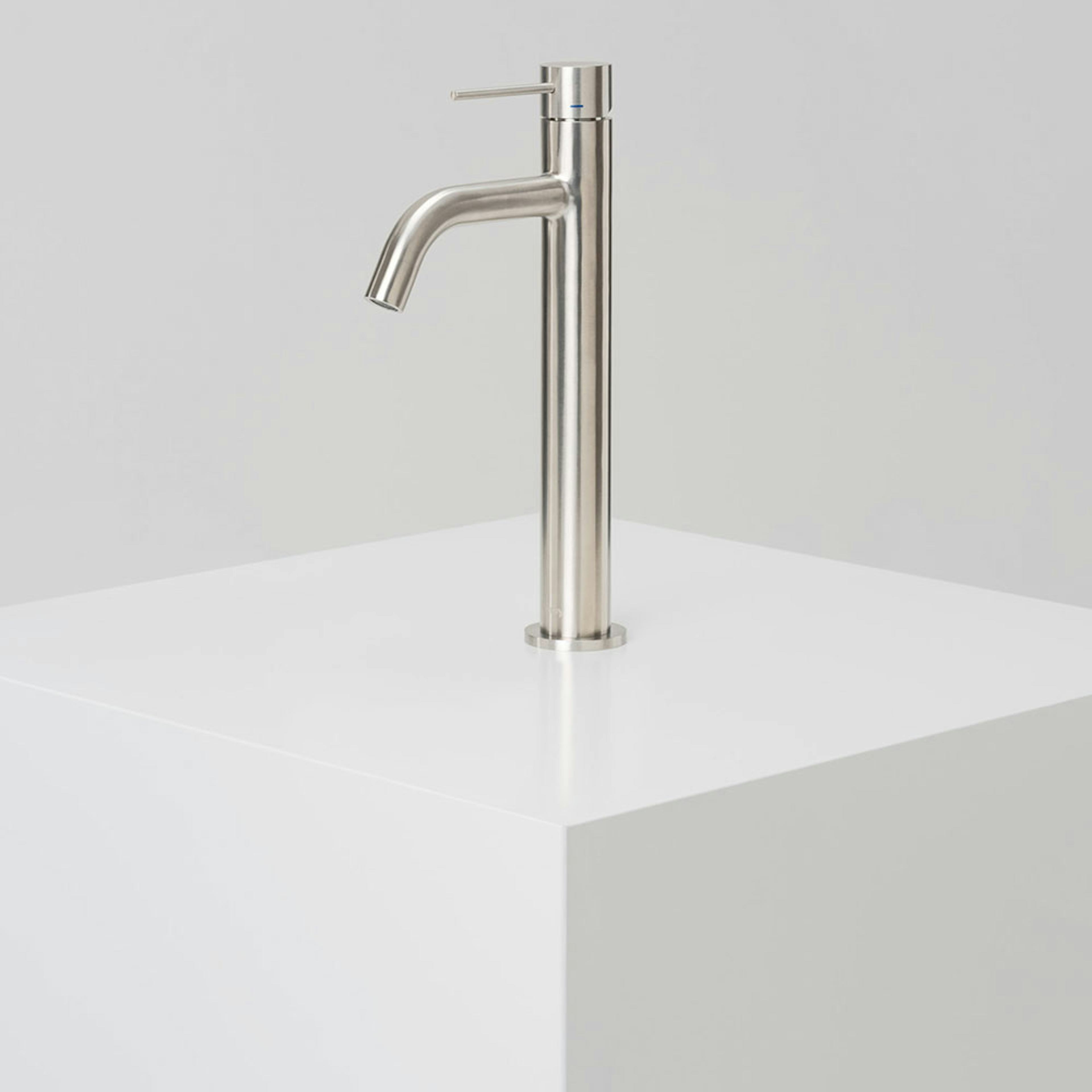 Tvättställsblandare INR by Scandtap Voyage Hög