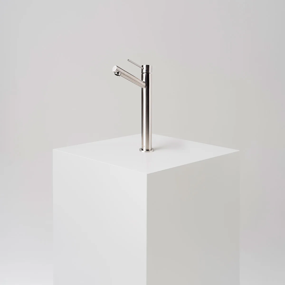 Tvättställsblandare INR by Scandtap Vector Hög