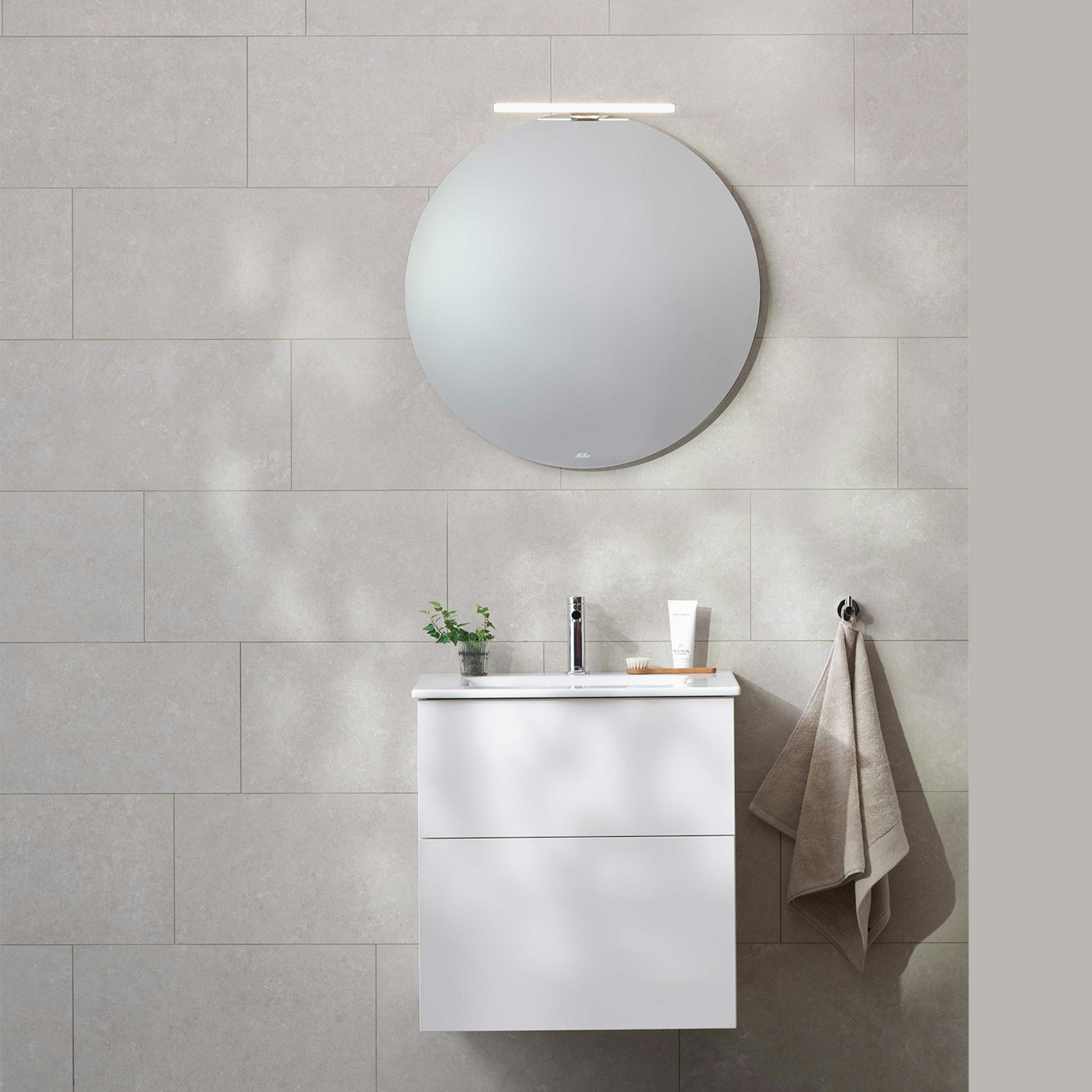 Möbelpaket Miller Badrum New York med Edge Tvättställ och Spegel