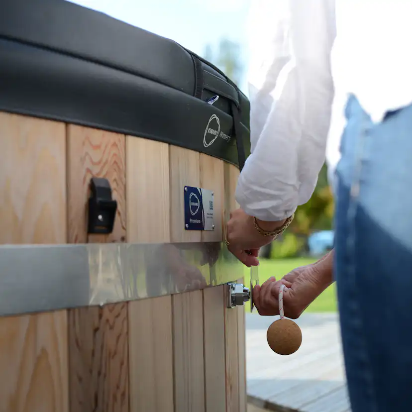 Säkerhetslås Kirami till Lock på Badtunnor och Spabad