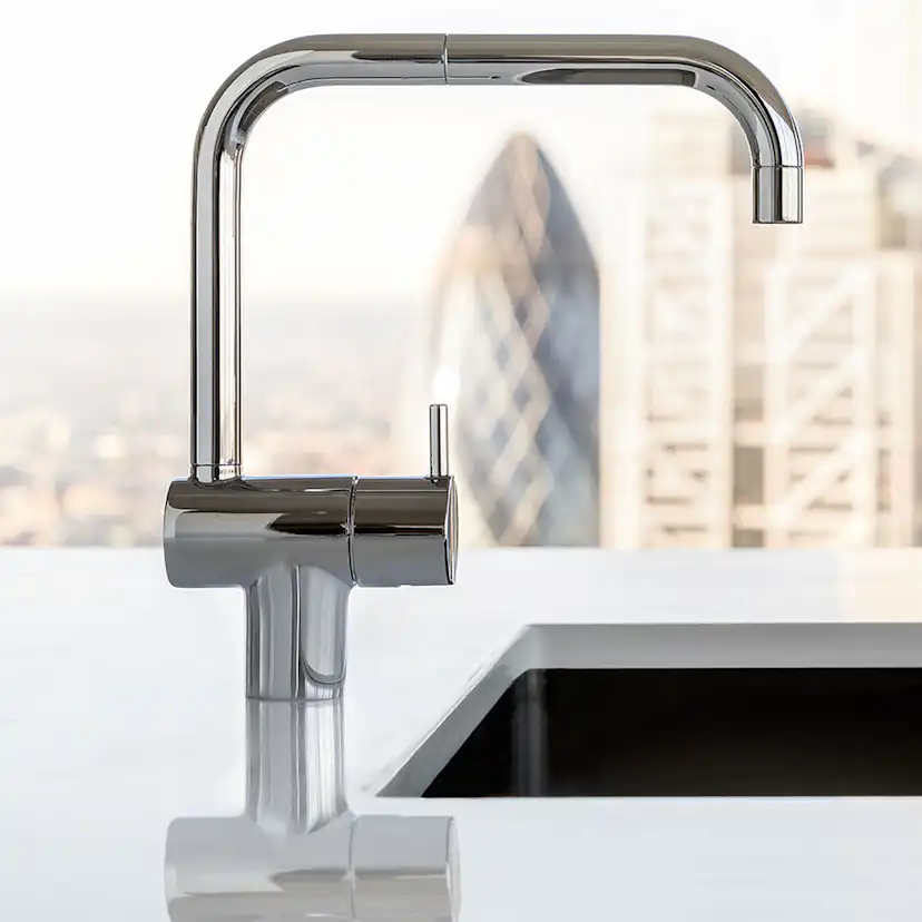 Köksblandare Vola KV1 Standard Engreppsblandare Krom Svängbar Pip