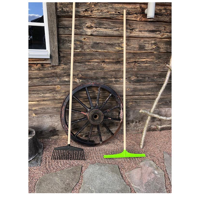 Träskaft Diameter 24mm x 165 cm