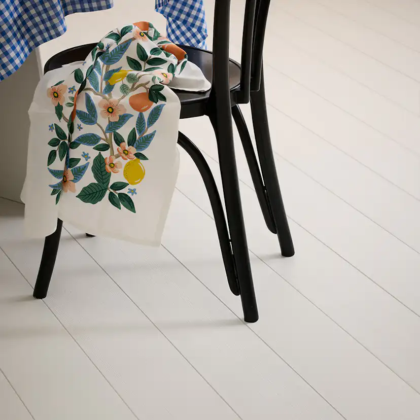 Massivt Trägolv Moelven Leva Sekel Plankgolv i Furu, Vit