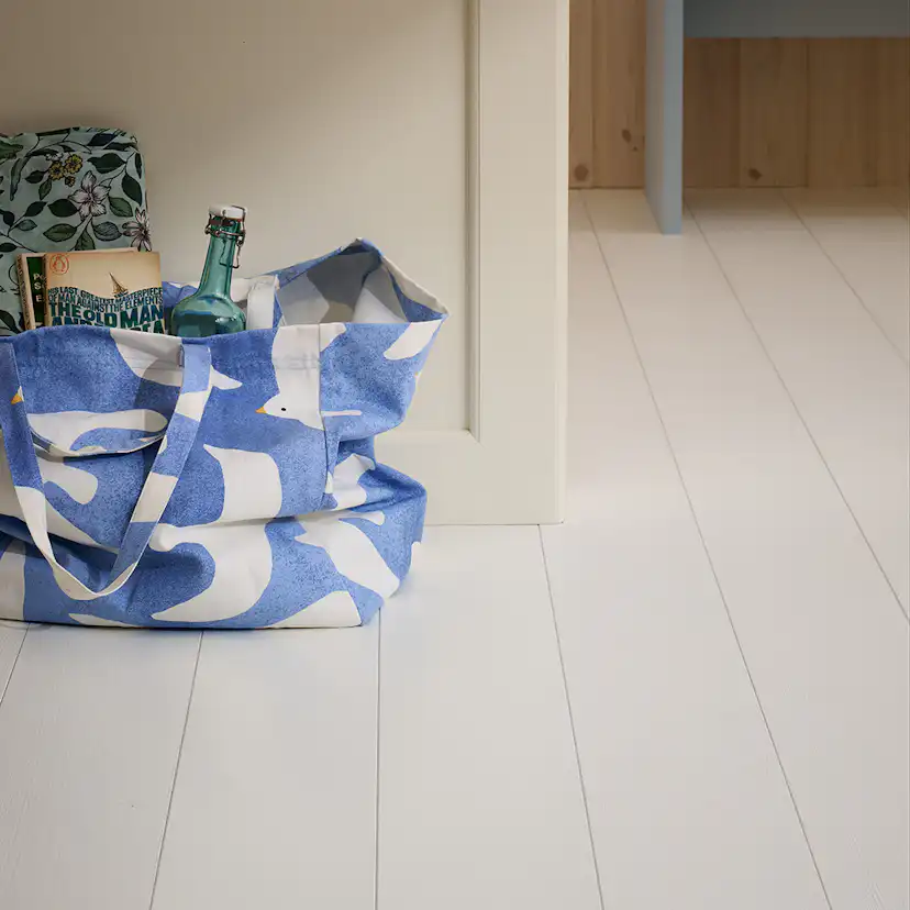 Massivt Trägolv Moelven Leva Sekel Plankgolv i Furu, Vit