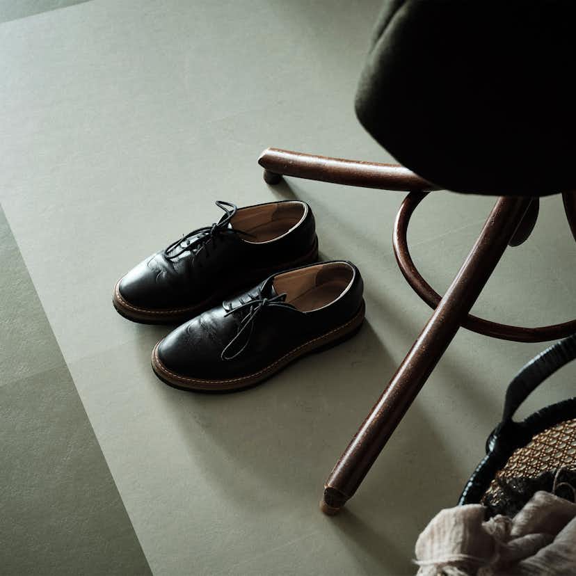 Linoleumgolv Forbo Marmoleum Click Orbit Grå 30x30cm med Klicksystem