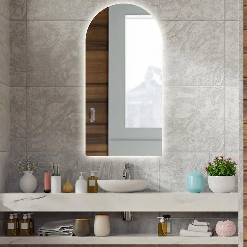 Spegel Vidi Majken med LED-belysning