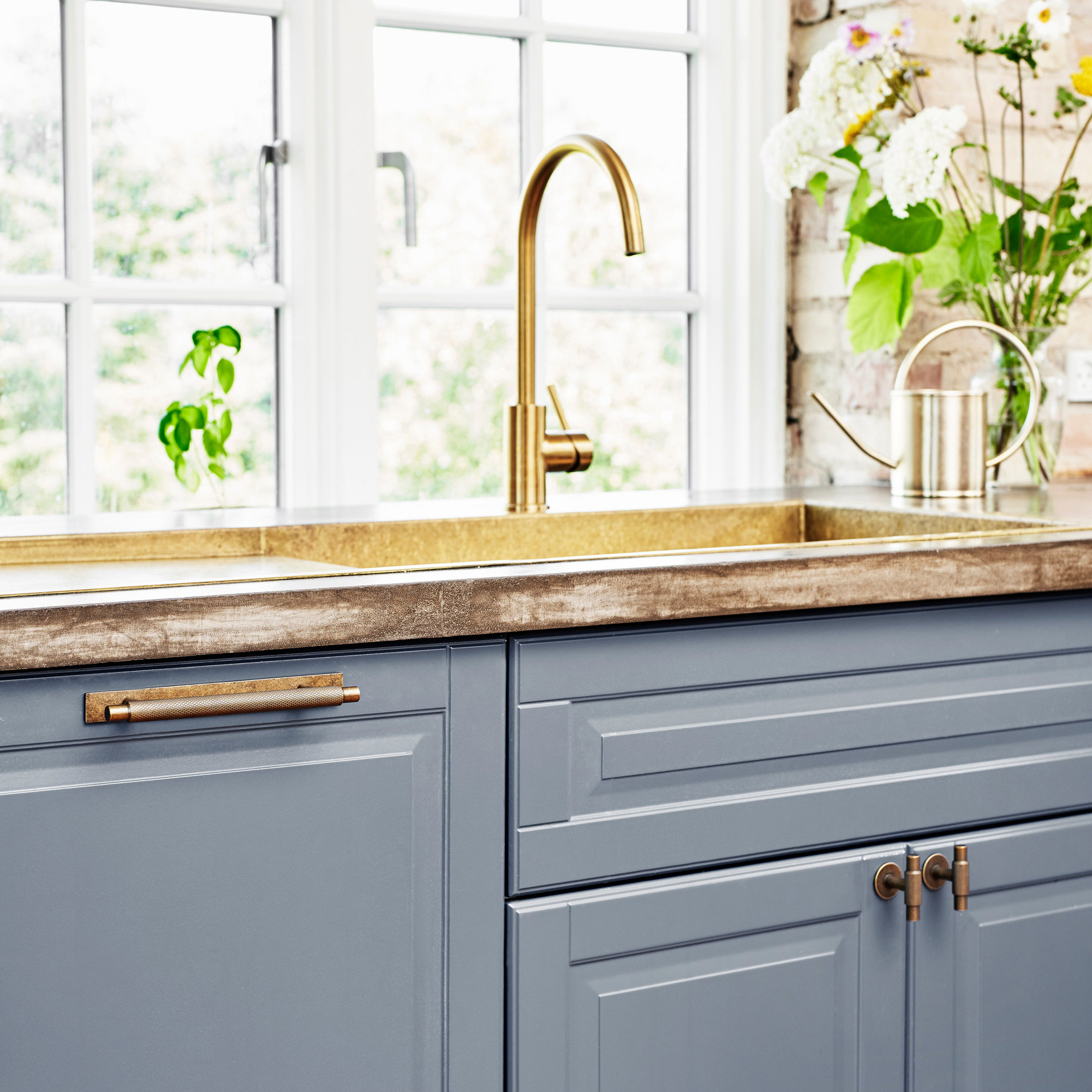 Handtag Beslag Design Manor med Bricka