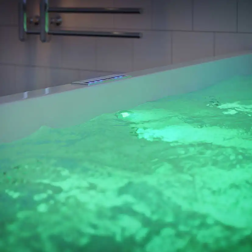 Massagesystem 2 + Underhållsvärmare 1,5kW + Led-belysning