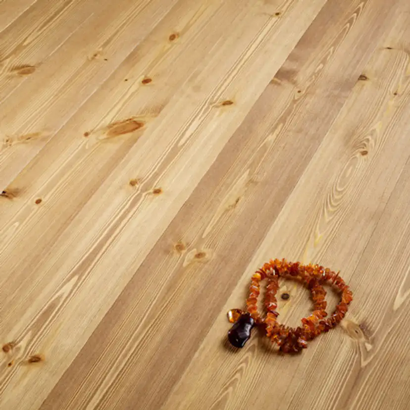 Massivt Trägolv DalaFloda HardPine Amber