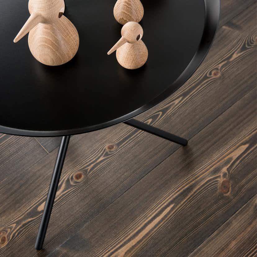 Massivt Trägolv DalaFloda HardPine Onyx