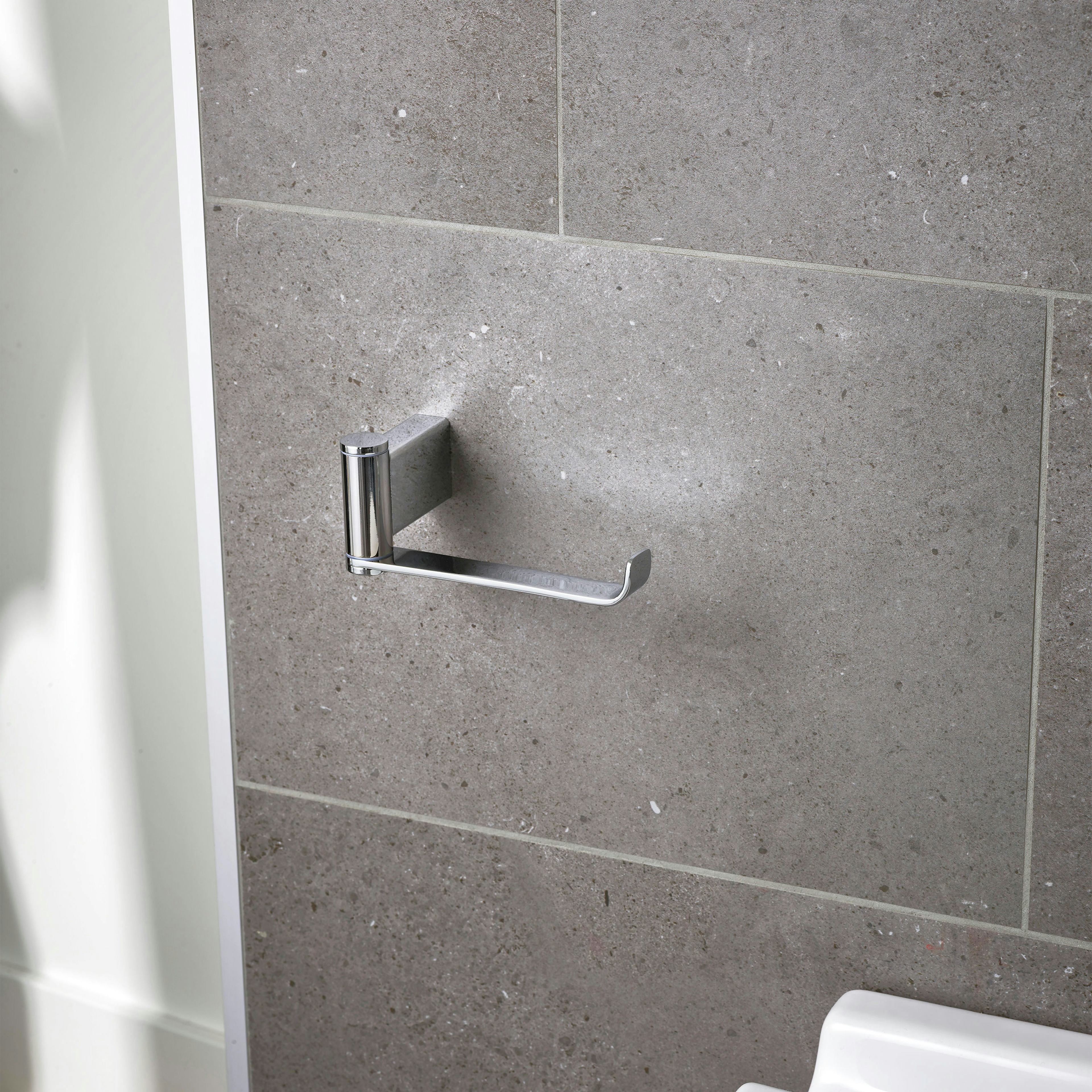 Toalettpappershållare Miller Badrum Boston Krom