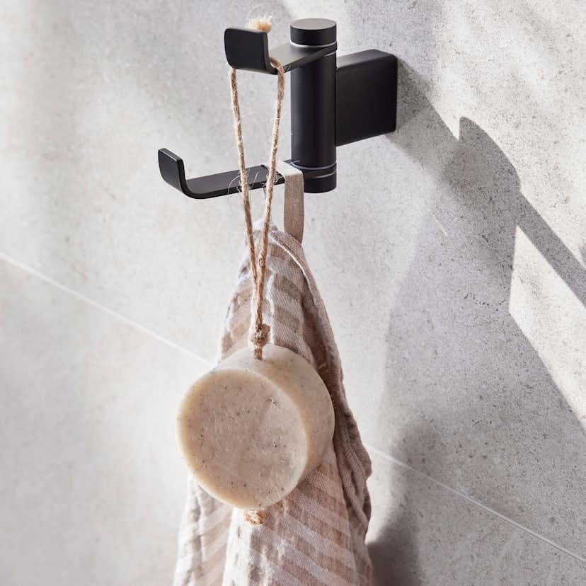 Klädkrok Miller Badrum Miami Svängbar