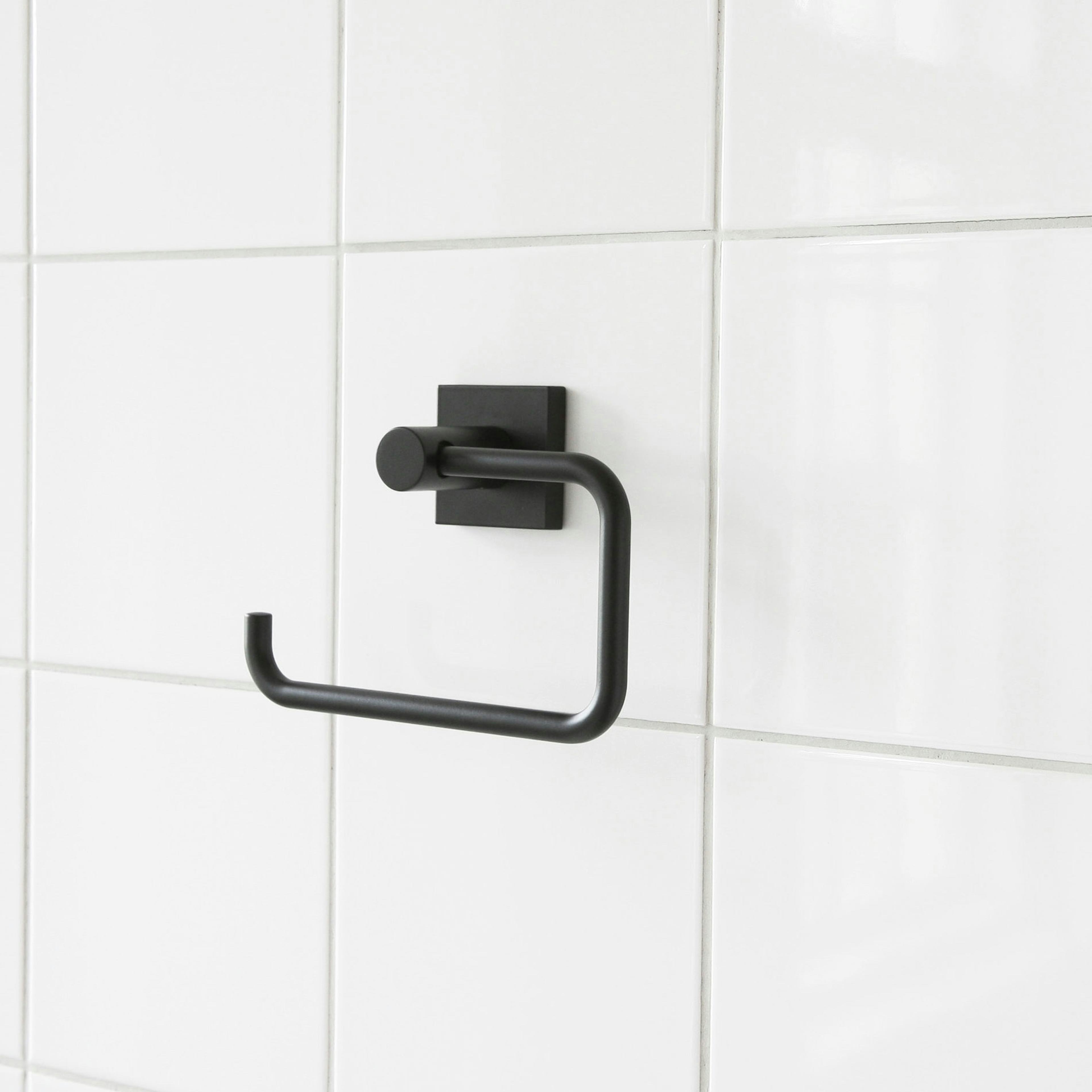 Toalettpappershållare Miller Badrum Atlanta Mattsvart