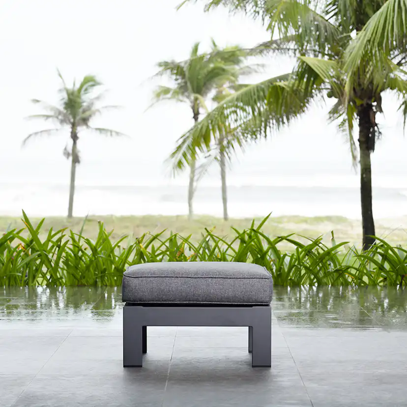 Loungefåtölj LifestyleGarden Palau med fotpall