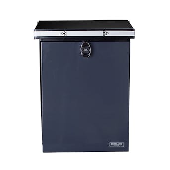 Svart plastgolv Svart plastgolv