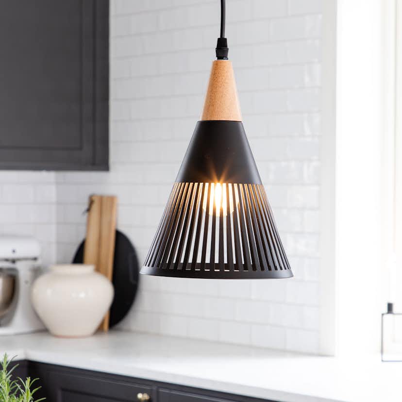 Taklampa Venture Home Gabriel