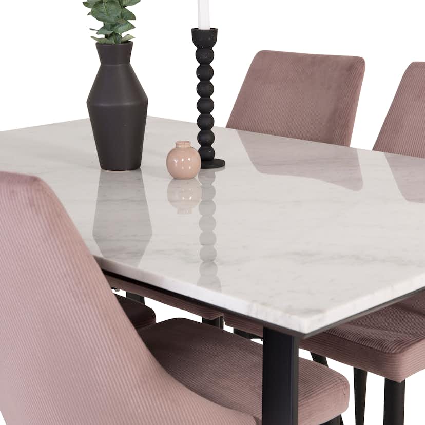 Matgrupp Venture Home Estelle 140 med 4 Laura Stolar ManchEstelle