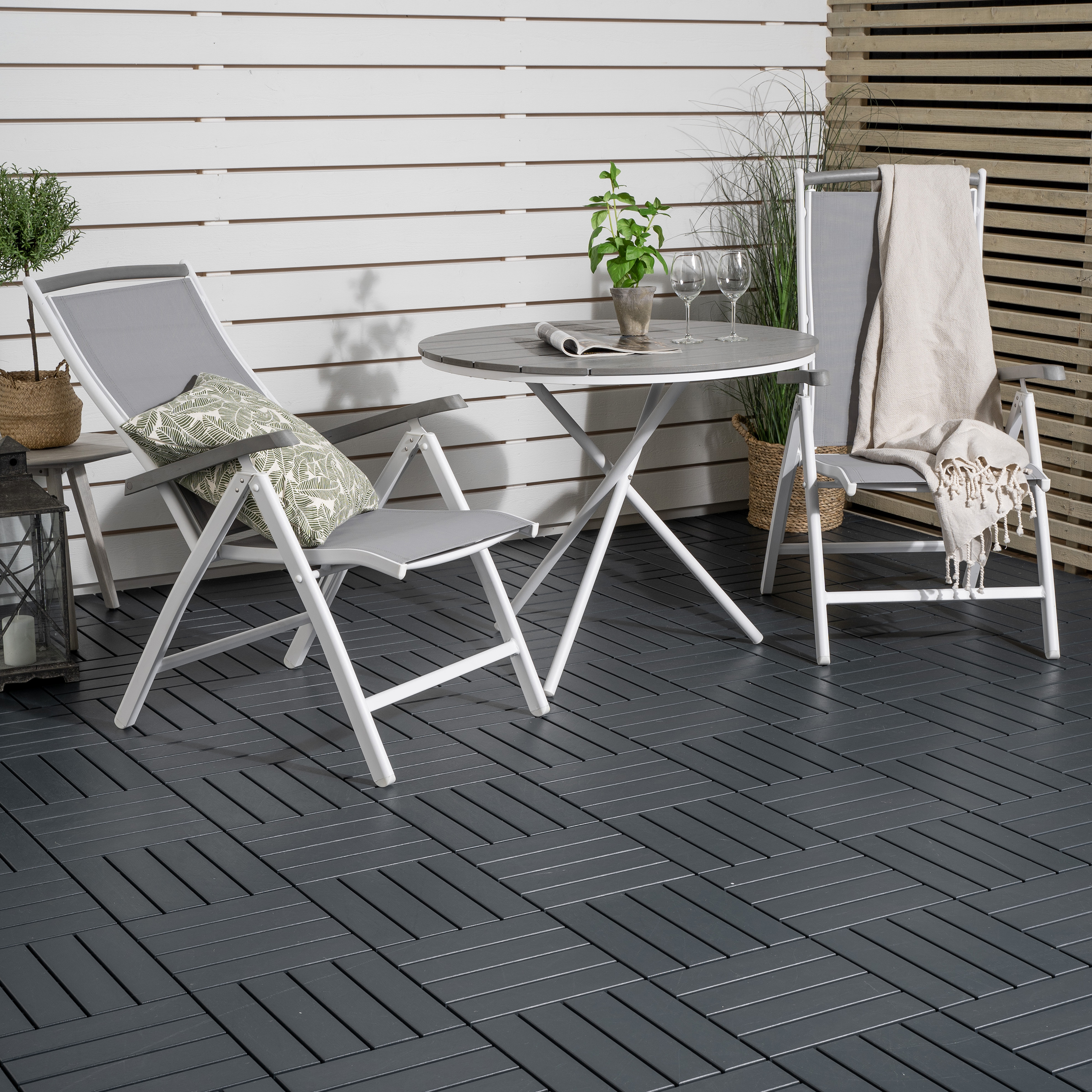 Cafégrupp Venture Home Pincy Ø 90 med 2 Albany Stolar