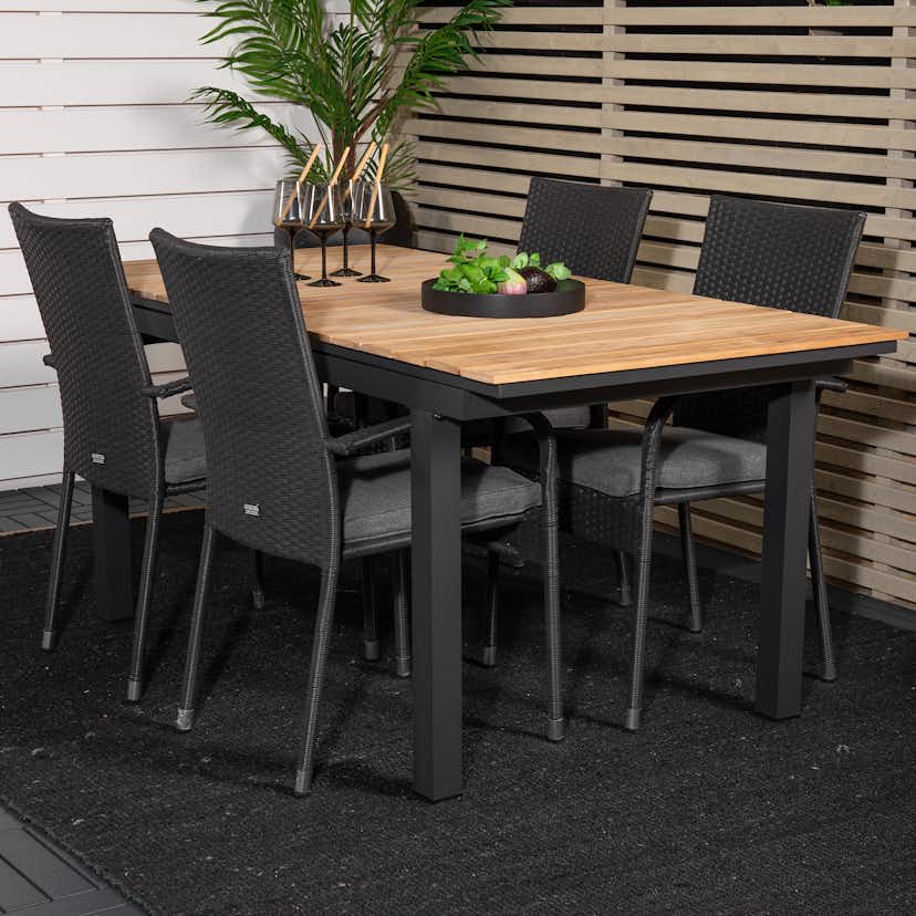 Matgrupp Utomhus Venture Home Meya 160/240 med 4 Asta Trädgårdsstolar