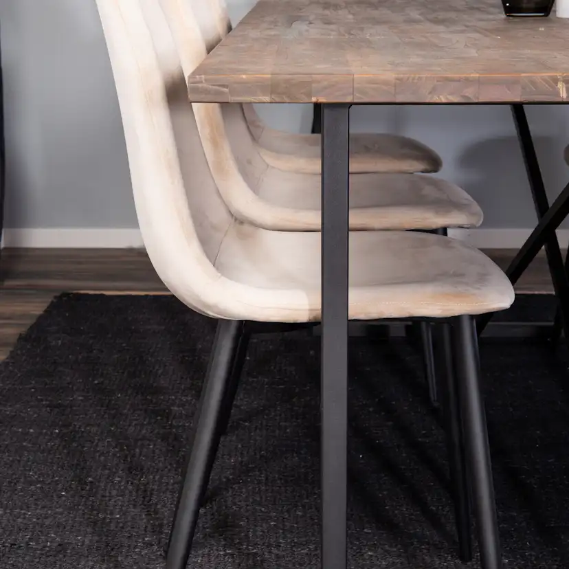 Matgrupp Venture Home Peo med 6 Pobbie Stolar Sammet