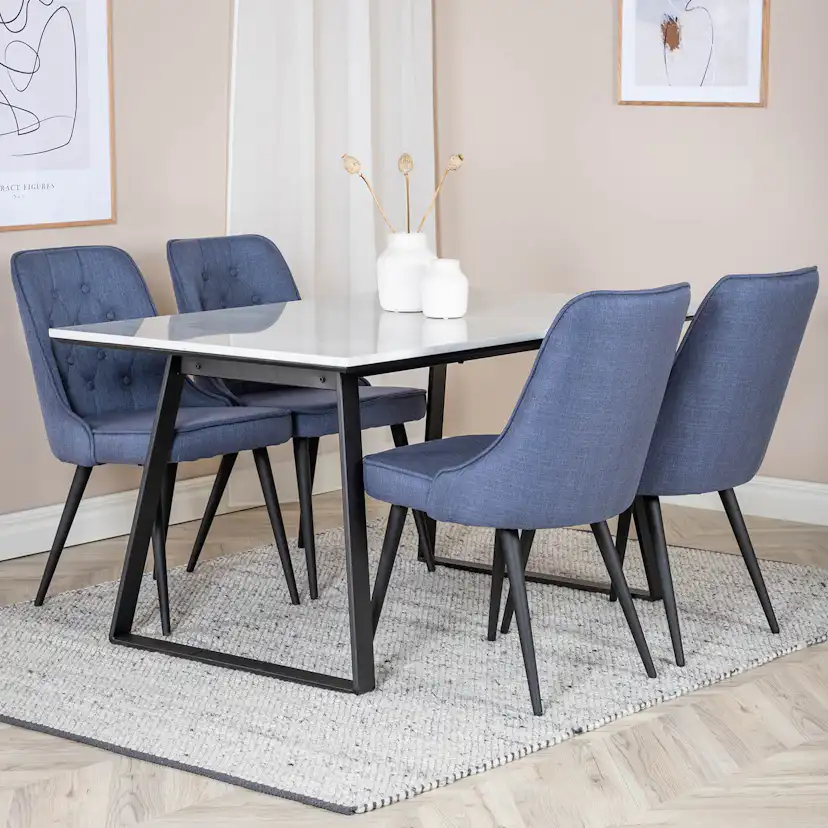 Matgrupp Venture Home Estelle 140 med 4 Vera Stolar PolyEstelletyg