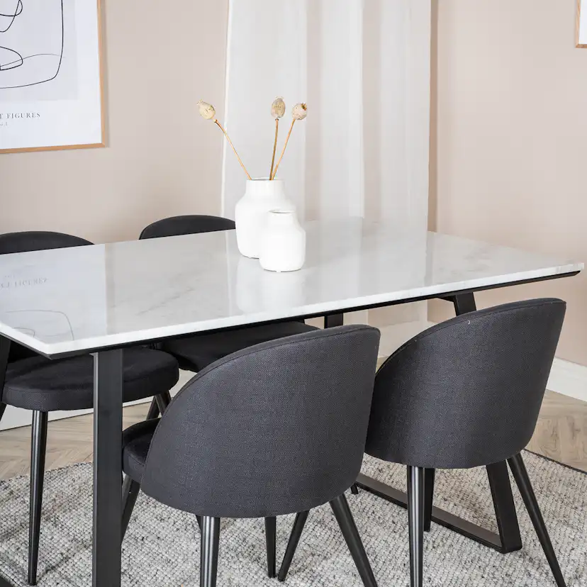 Matgrupp Venture Home Estelle 140 med 4 Valentina Stolar PolyEstelletyg