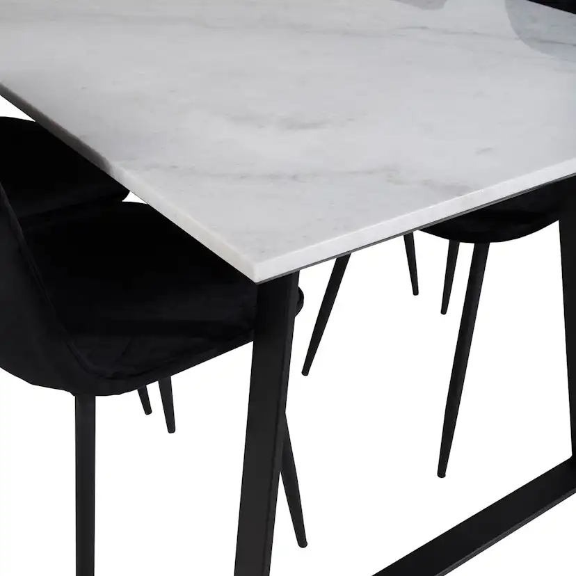 Matgrupp Venture Home Estelle 140 med 4 Phoi Stolar