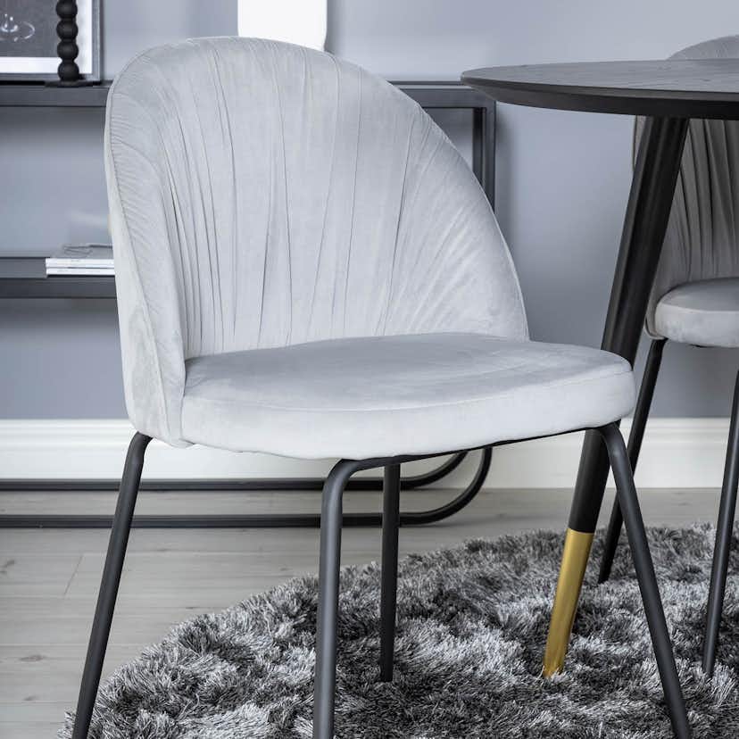 Matgrupp Venture Home Dipp Ø115 cm med 4 Wrinkles Stolar