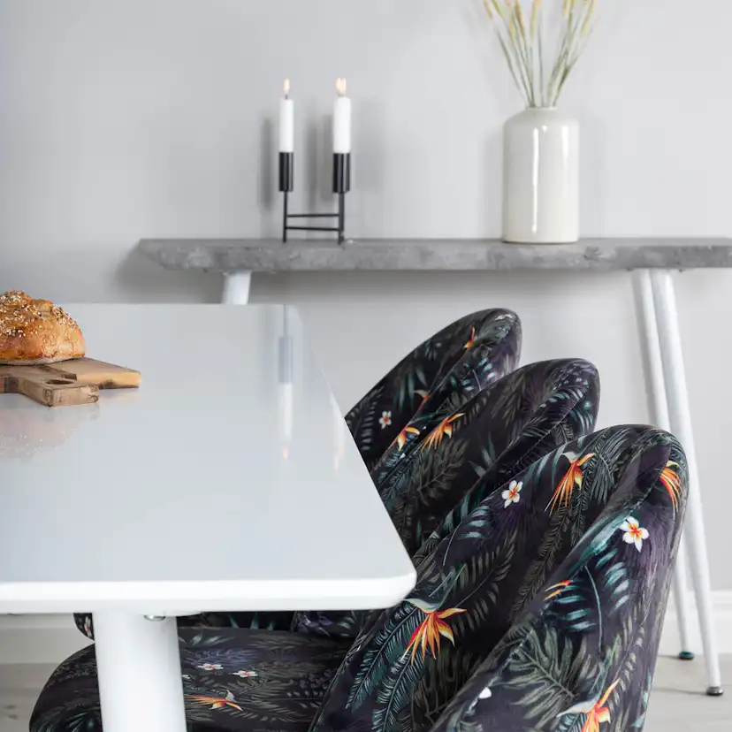 Matgrupp Venture Home Pobbie med 6 Valentina Stolar Polyestertyg