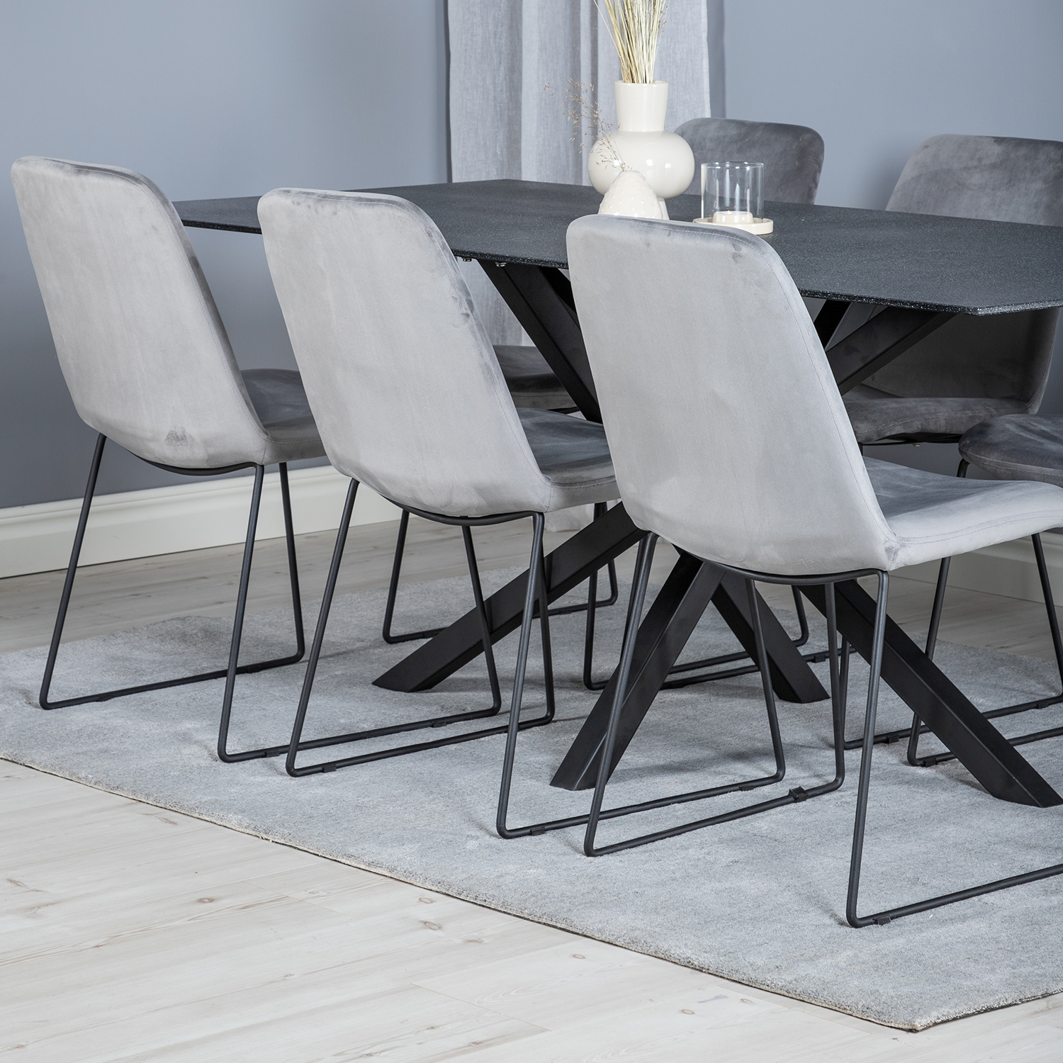 Matgrupp Venture Home Piata med 6 Muscot Stolar Sammet