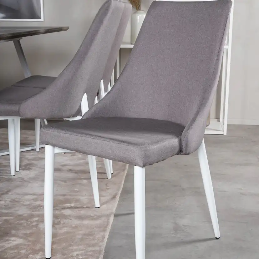 Matgrupp Venture Home Madde med 6 Laura Stolar Polyestertyg