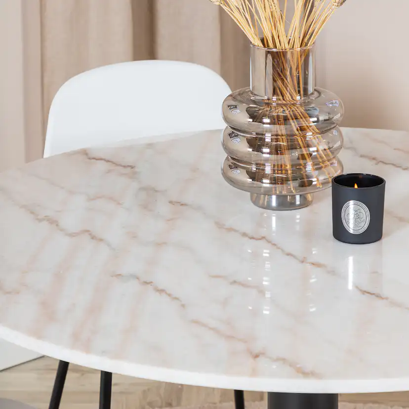 Matgrupp Venture Home Estelle med 4 Ardi Stolar