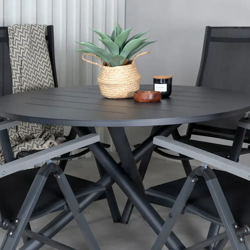 Matgrupp Venture Home Ande med 4 Laby Matstolar