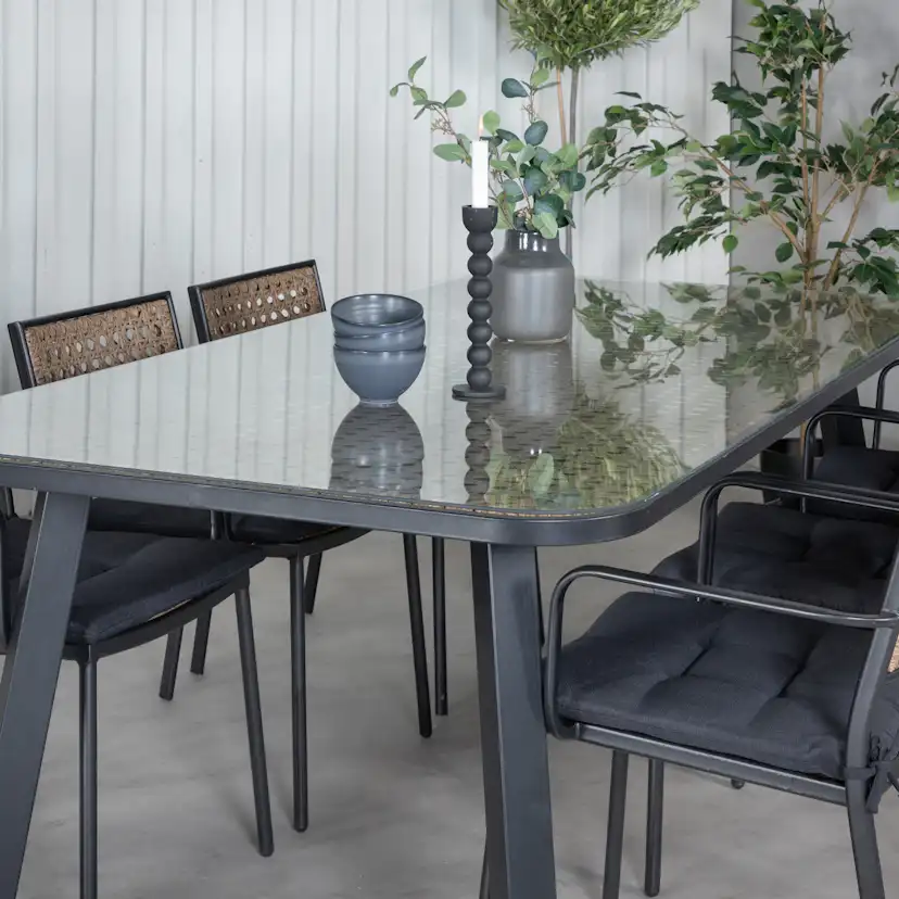 Matgrupp Venture Home Olle med 6 Olle Matstolar