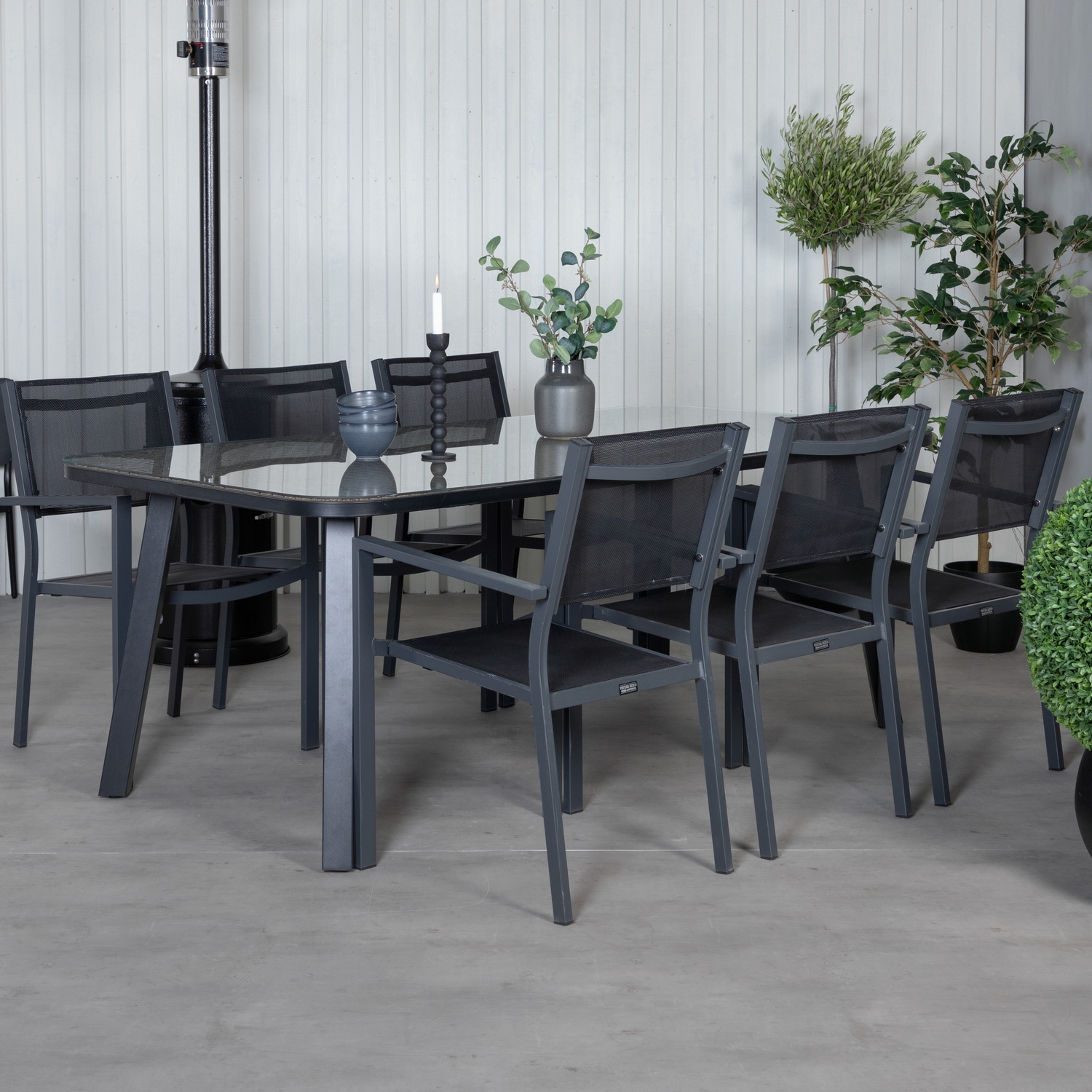 Matgrupp Venture Home Olle med 6 Curz Stapelbara Matstolar