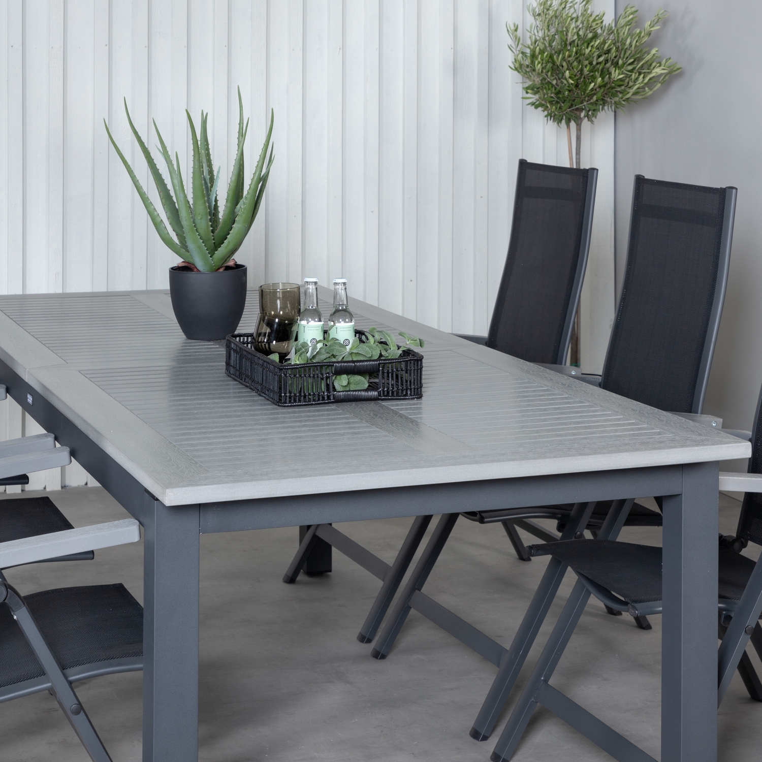 Matgrupp Utomhus Venture Home Aleyna 224 Svart med 6 Aleyna PositionsTrädgårdsstolar