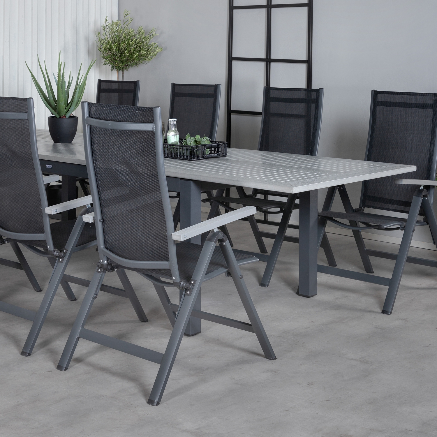 Matgrupp Utomhus Venture Home Aleyna 224 Svart med 8 Aleyna PositionsTrädgårdsstolar