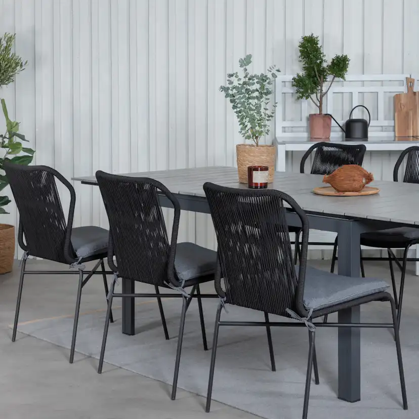 Matgrupp Venture Home Lova 224 med 6 Jefferson Stapelbara Matstolar