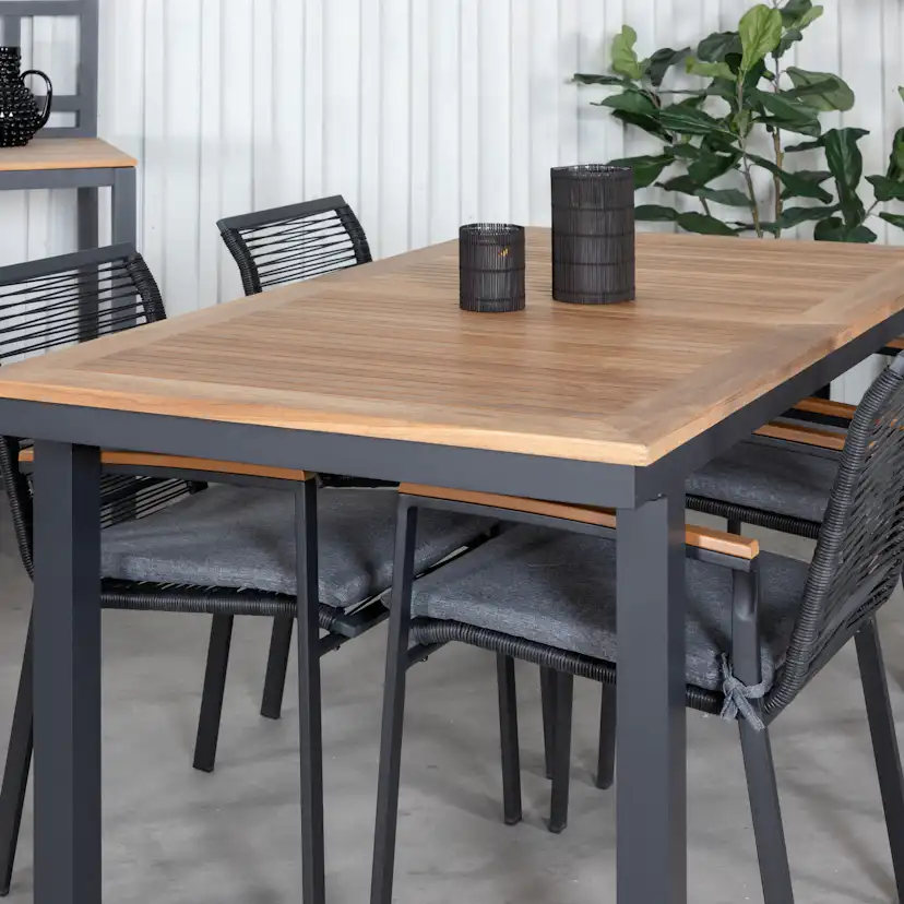 Matgrupp Utomhus Venture Home Perla 152 med 4 Douglas Trädgårdsstolar