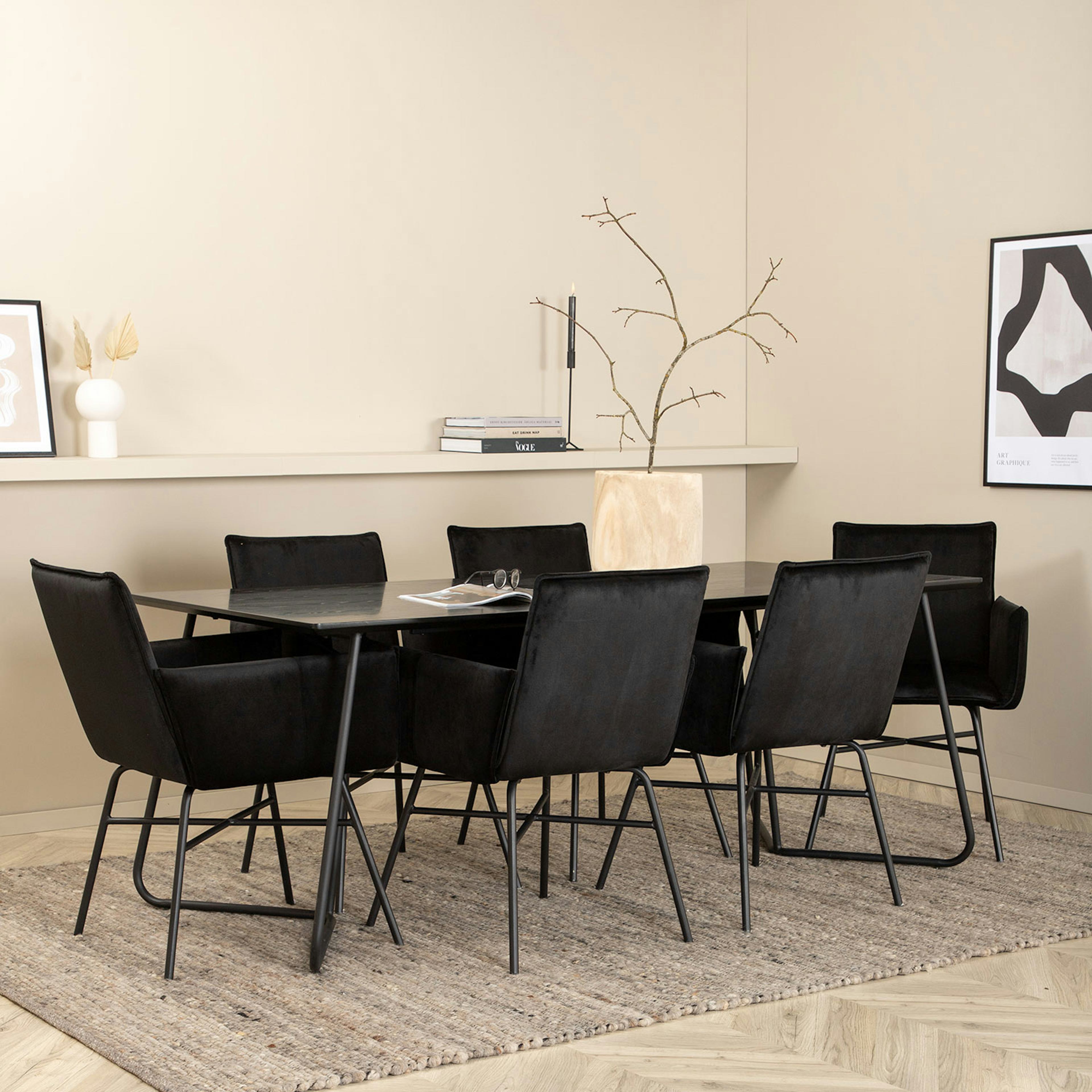 Matgrupp Venture Home Peggy med 6 Petra stolar