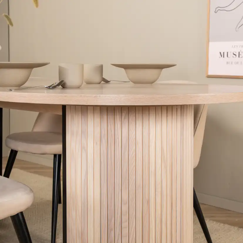 Matgrupp Venture Home Bianca med 4 Valentina Stitcthes Stolar Polyester