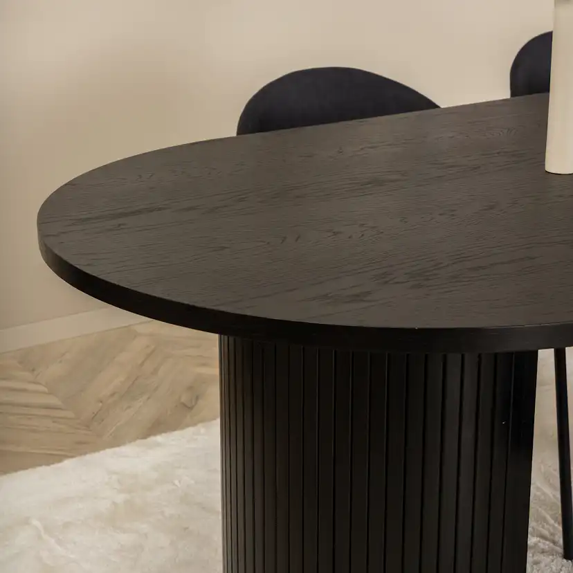 Matgrupp Venture Home Bianca med 4 Valor Stolar