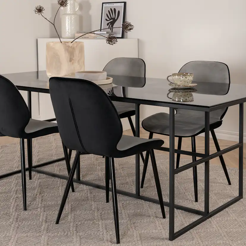 Matgrupp Venture Home Lund matbord och Elisa matstol