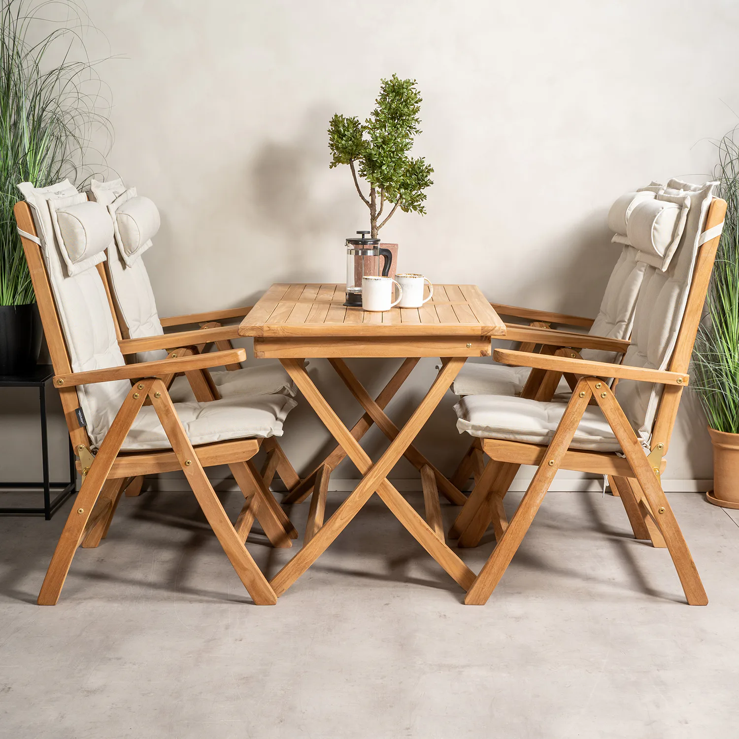 Matgrupp Venture Home Kenya 120x70 Teak med 4 Kenya Positionsfåtöljer